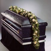 Blumenschmuck für den Sarg (Foto: Vereinigung Stuttgarter Friedhofsgärtner e.V.)